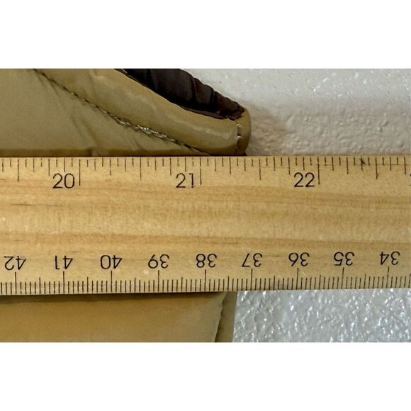 PrAna Waylen Corduroy Puffer Tan & Brown Metal Button Snap Up Vest Men's Medium - Picture 12 of 12